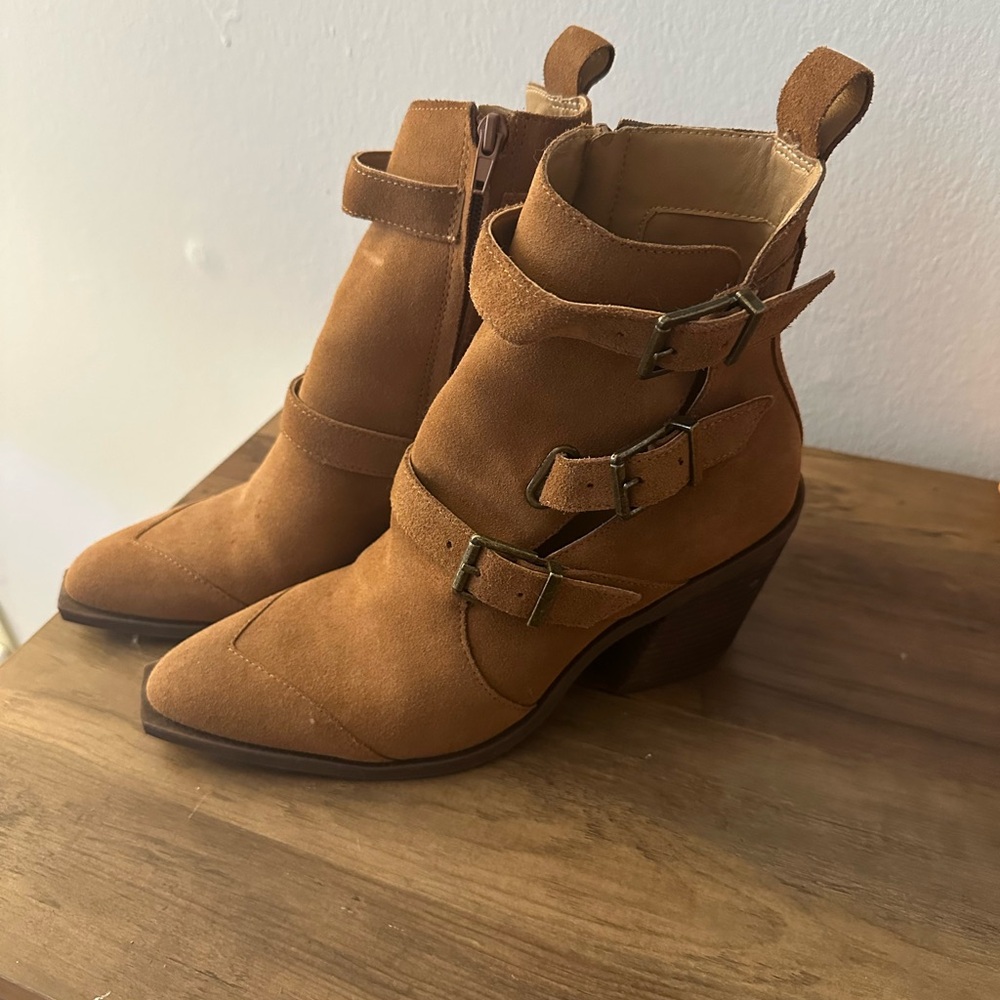 Crown vintage stralla bootie